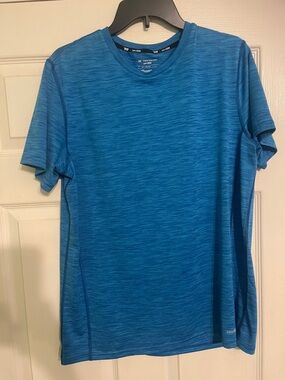 tek gear Blue Space-Dye Performance Short Sleeve Tee